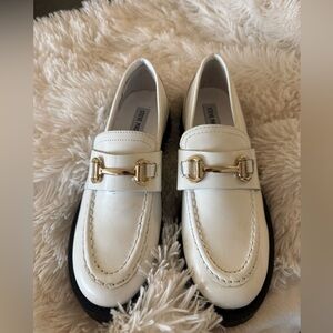 Steve Madden Ivory Loafers with Metallic Detail, 7.5